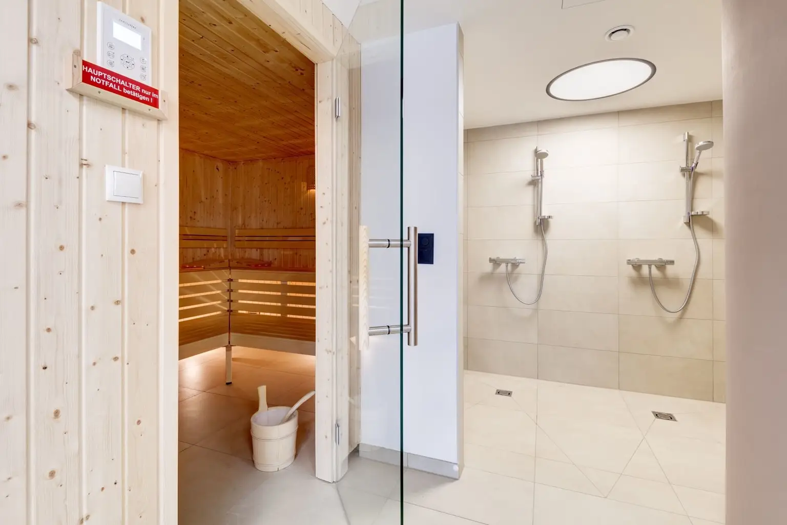 Dachgeschoss-Maisonette mit Garten direkt bei U1 Hauptbahnhof - Neubau Erstbezug + Jahreskarte Öffis