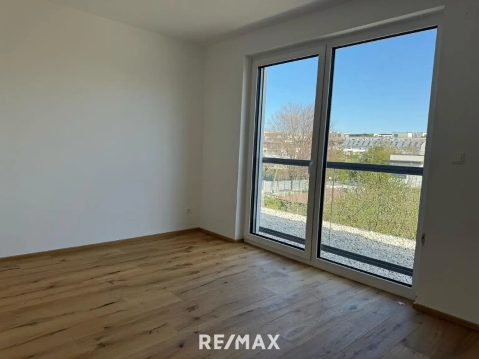 Provisionsfrei 2 Zimmerwohnung inklusive hochwertiger Küche! Erstbezug!