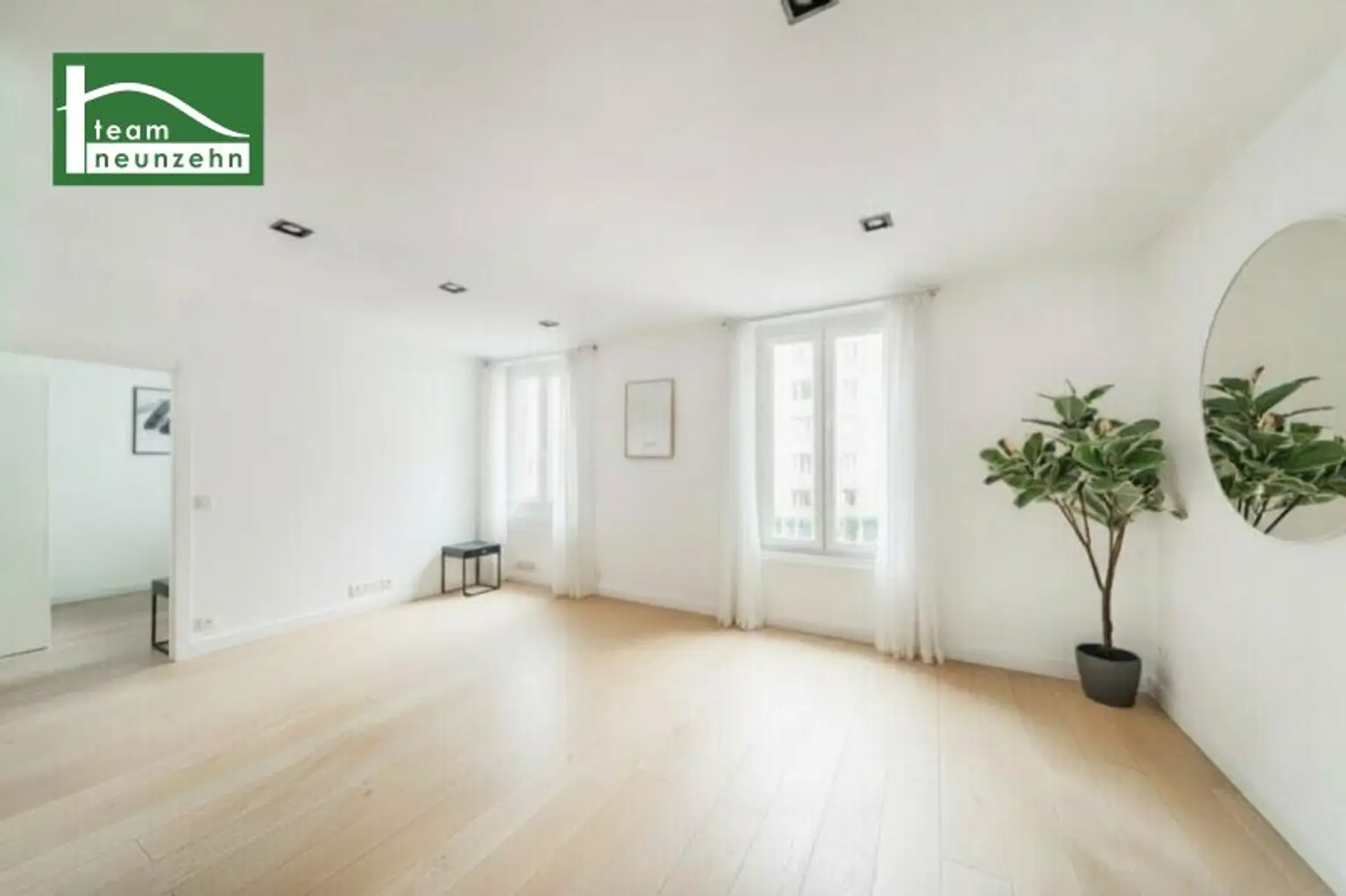 Klimatisierte Wohnung in Hofruhelage am Hohen Markt mit Stellplatzberechtigung! 2 Bäder und Balkon!