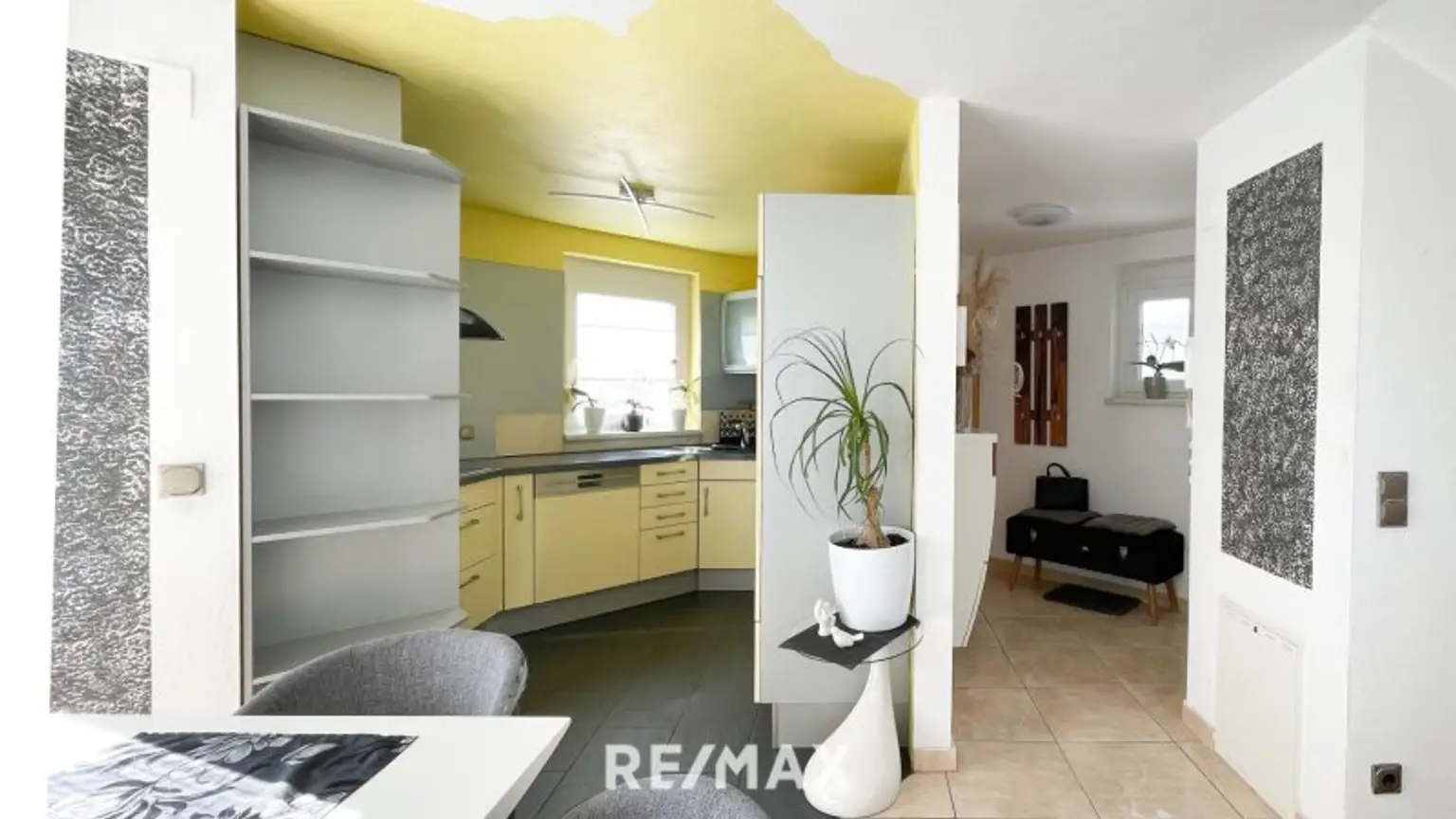 Absolute Ruhelage/Haus mit wunderschönem Garten!