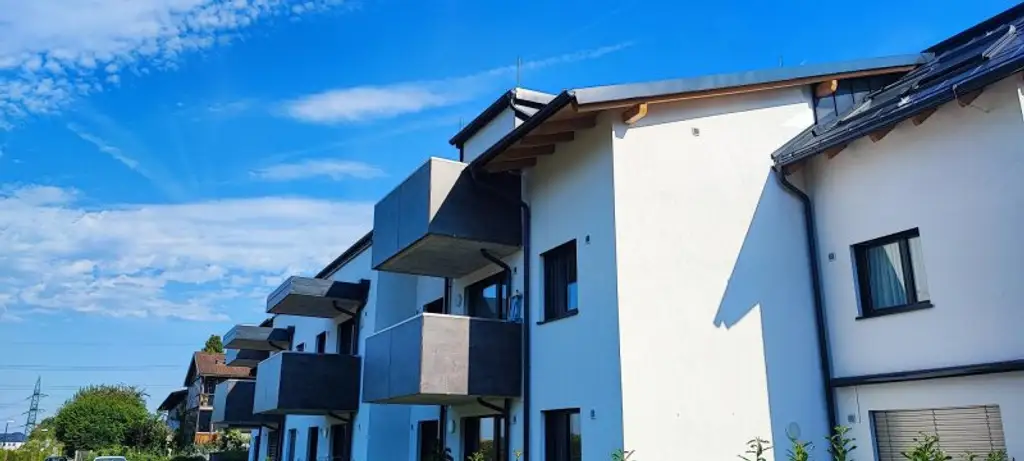 "Alles was ich brauche" - moderne 2-Zimmer-DG-Wohnung am Stadtrand von Salzburg