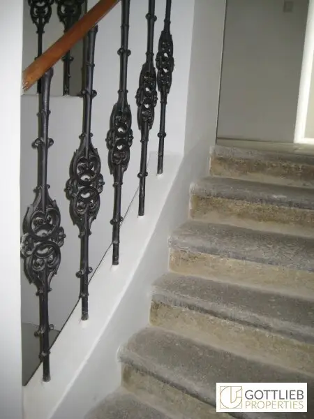 Bestlage Hamerlingplatz! 6-Zimmer-Stilaltbau-Apartment mit herrlicher West-Loggia und optionalem Tiefgaragenplatz in Grünruhelage