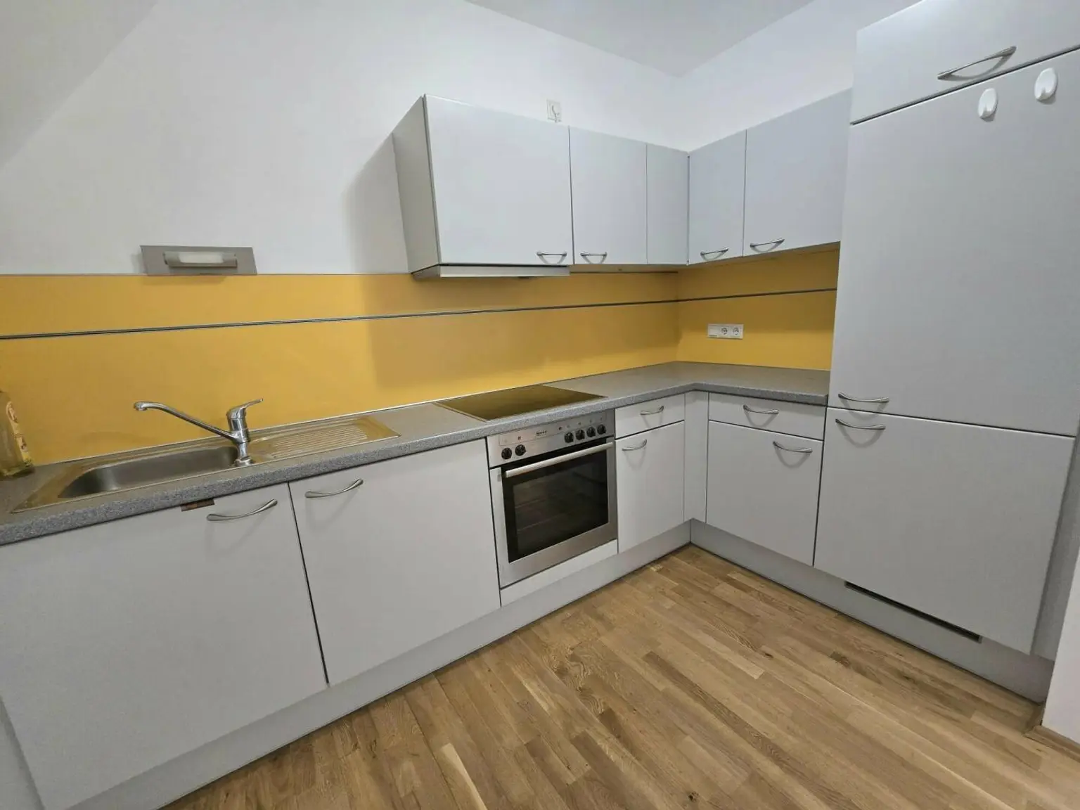 Heller Wohntraum! Zweizimmerwohnung am Südtirolerplatz!