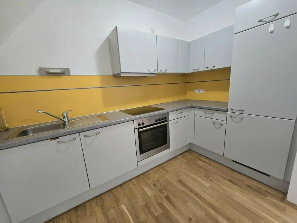 Heller Wohntraum! Zweizimmerwohnung am Südtirolerplatz!