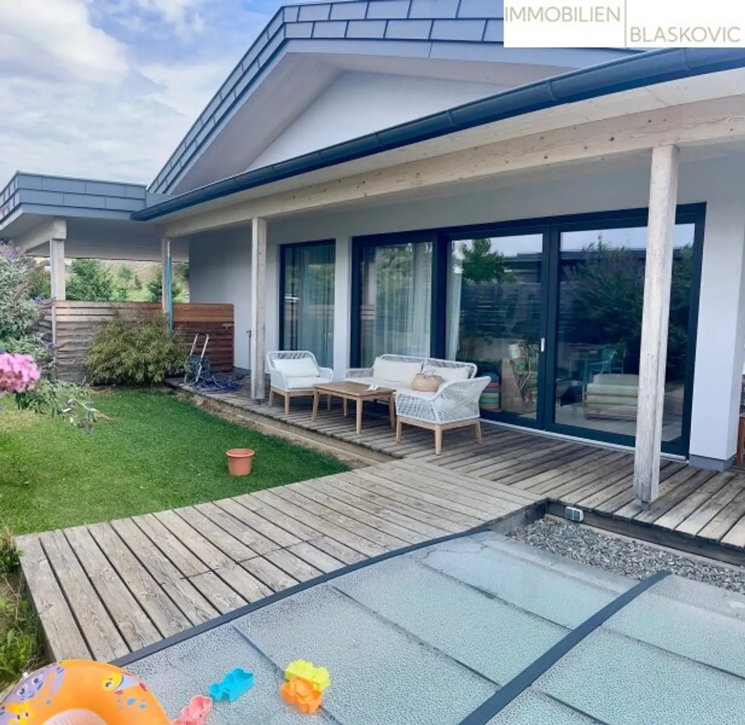 Neuwertiger Bungalow am Klopeiner See