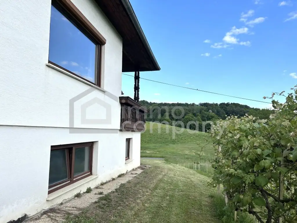 Großzügiger Bungalow in Neustift bei Güssing mit viel Grün drumherum
