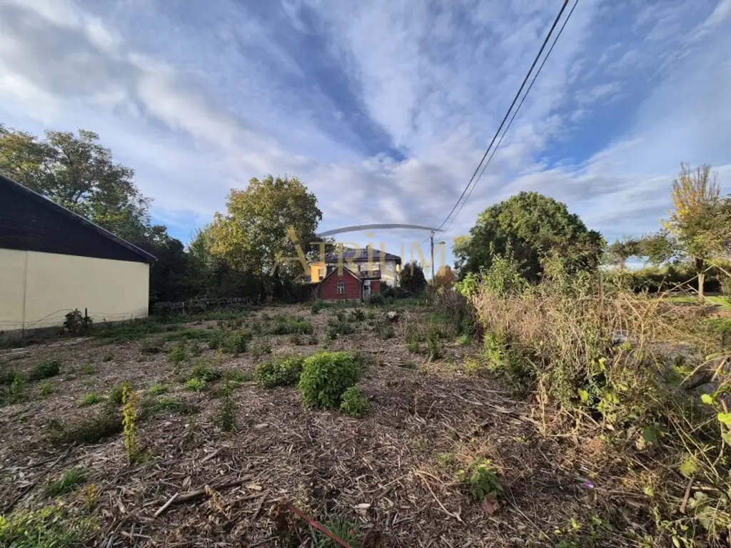 EBENES Eckgrundstück in ESSLING zu erwerben!