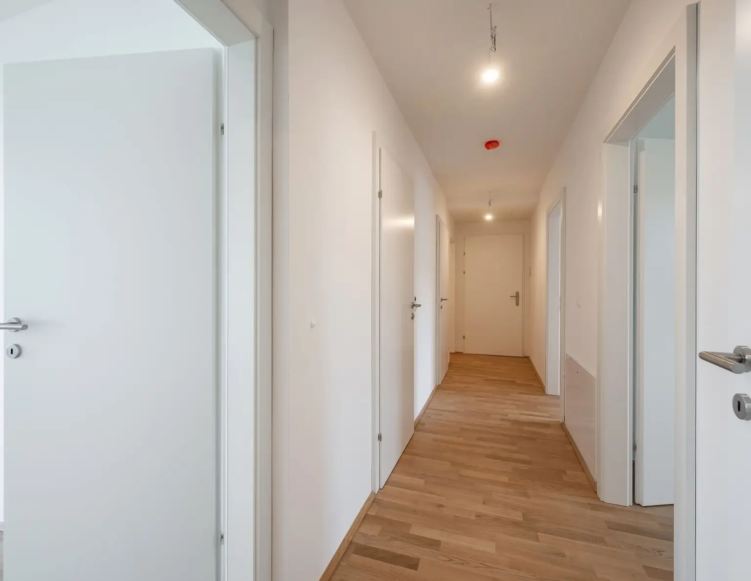 Erstbezug. Hochwertige Drei-Zimmer-Dachgeschoßwohnung mit Balkon - Sofort verfügbar -zu mieten in 1170 Wien