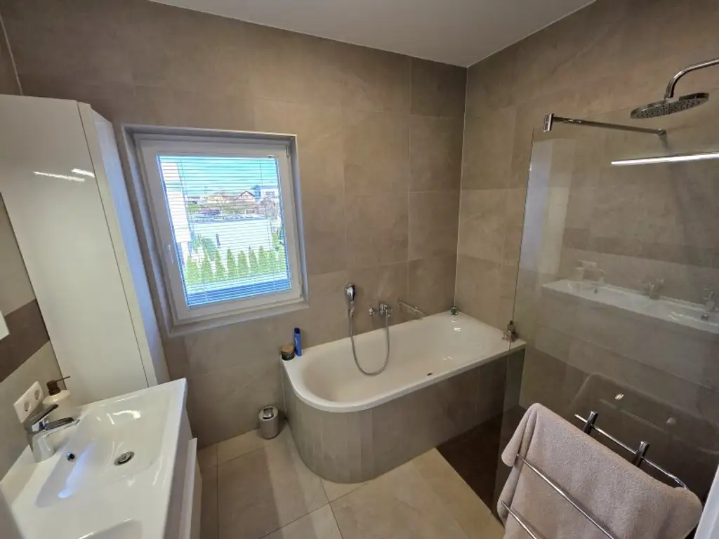 Modernes Wohnerlebnis mit Top Ausstattung!