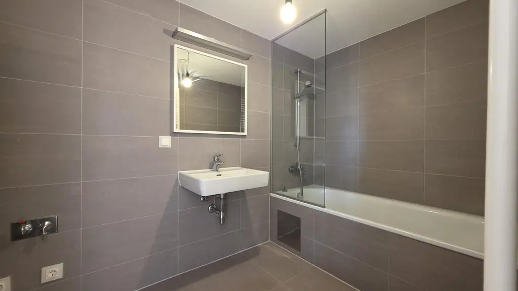 EUROGATE: 2 Zimmer Wohnung ++ GYM ++ 6.OG ++ Energieklasse A