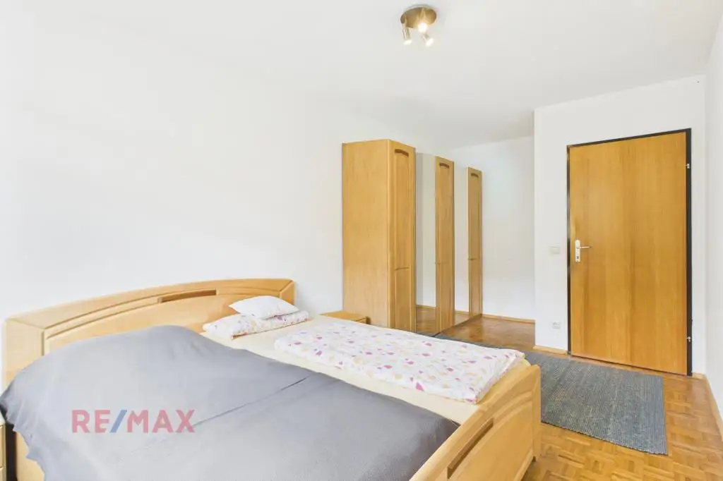 Wohnen mit Weitsicht: Charmante 4-Zimmer-Wohnung mit Balkon