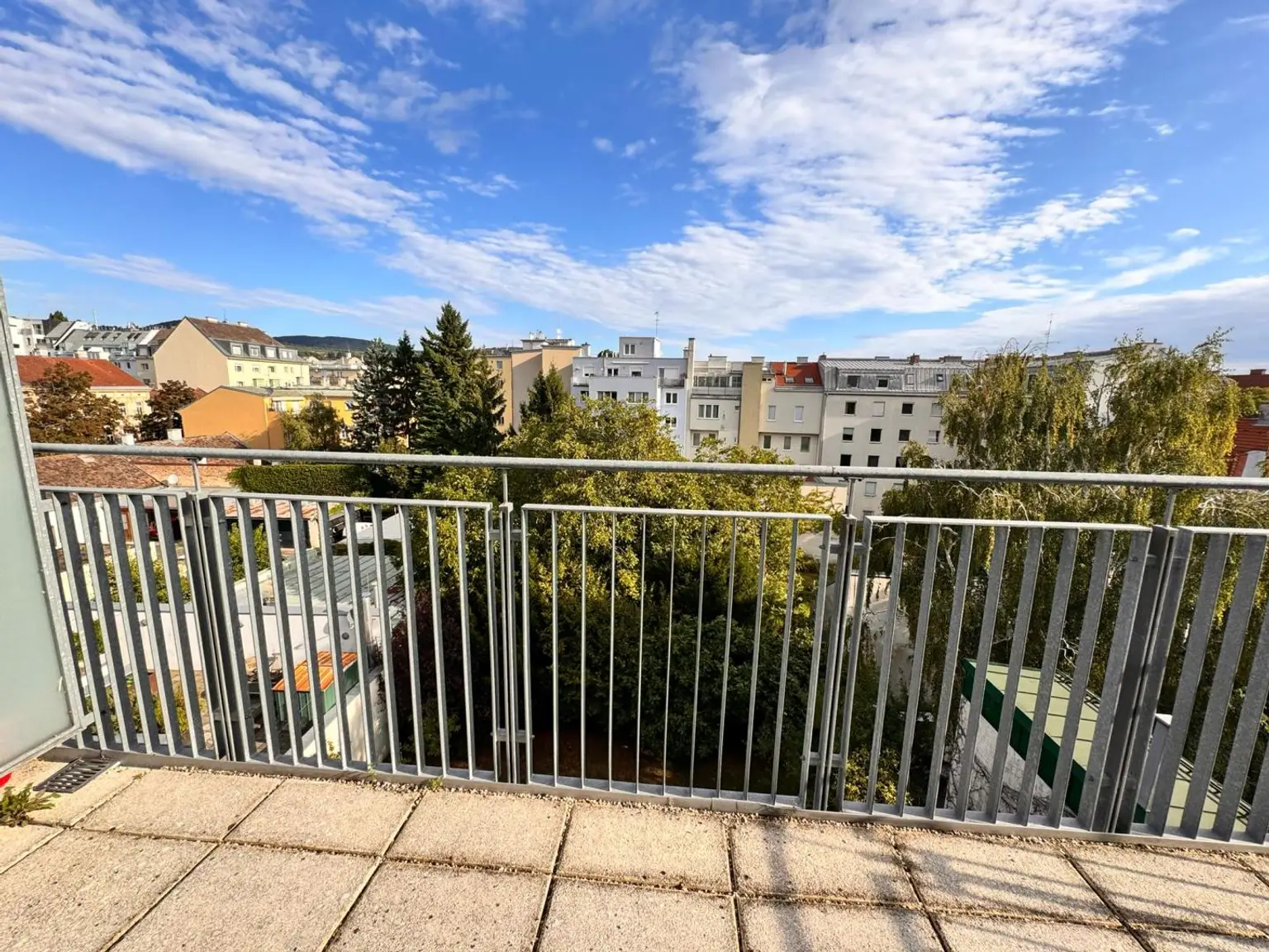 Wohnen in Döbling: Helle 3-Zimmer-Wohnung mit Balkon und Terrasse