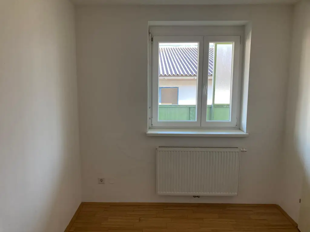 Maisonnette mit 2 Balkone und  2 Parkplätze