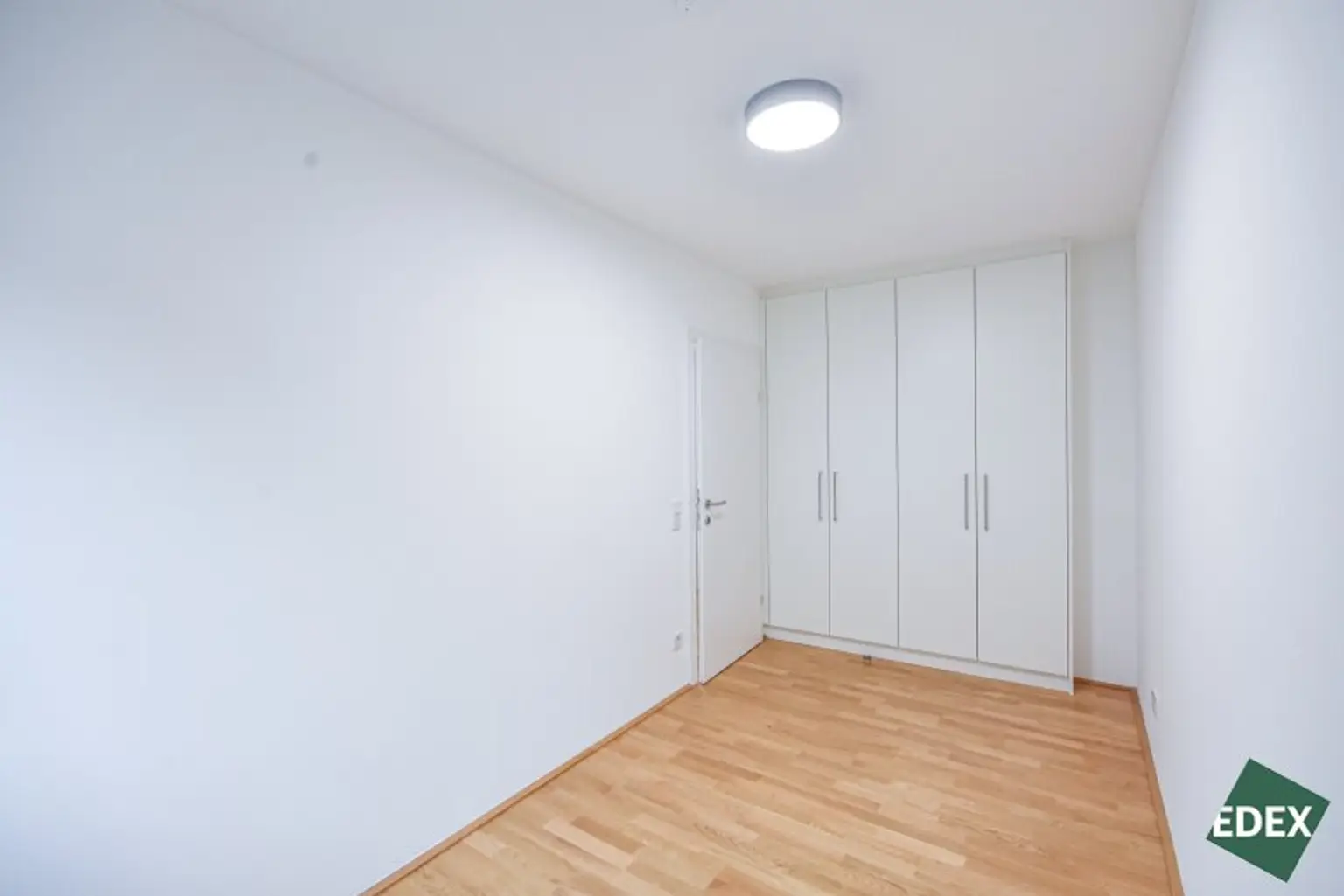 Moderner 3-Zimmer-Erstbezug mit Balkon in 1180 Wien