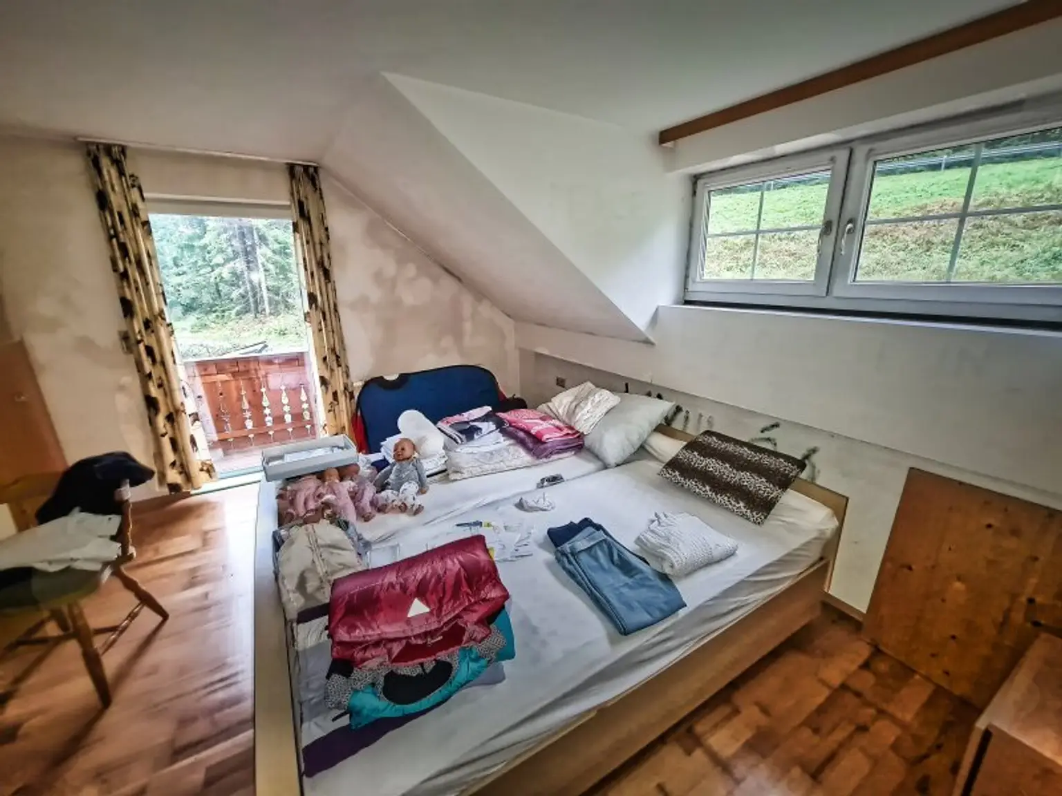 Teilsaniertes Wohnhaus am Waldesrand am Fuße der Nockberge