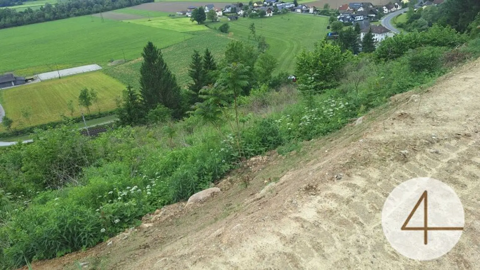 Idyllisches Baugrundstück in sonniger Lage