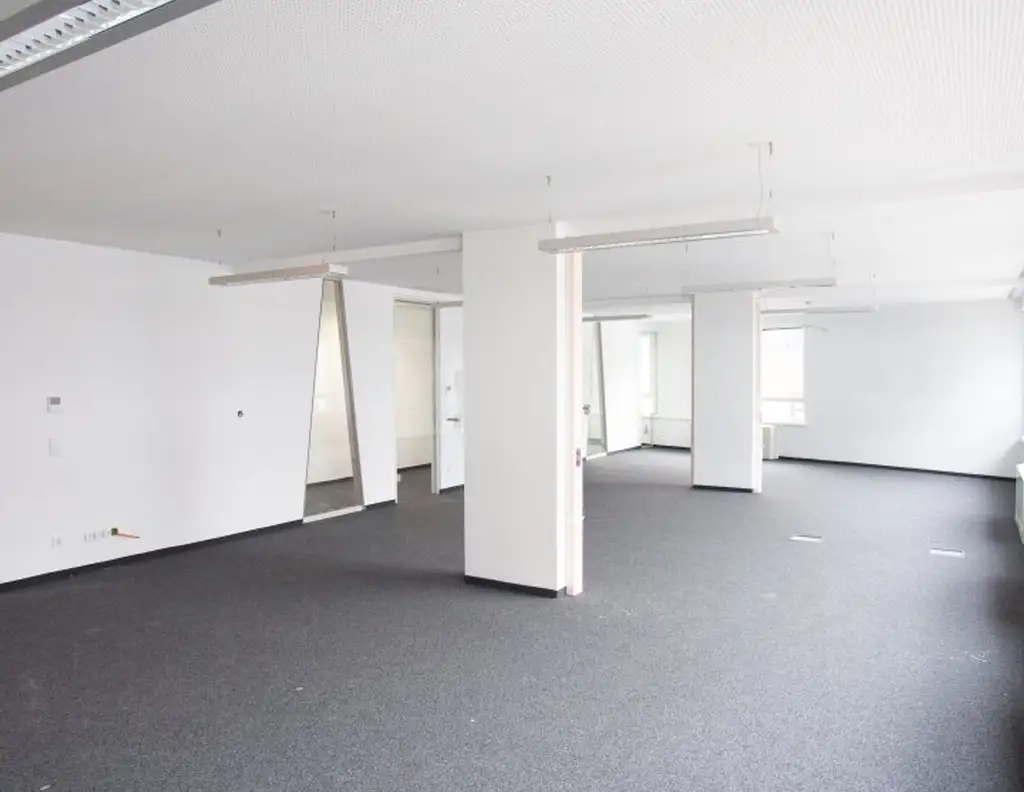 Moderne Bürofläche mit 465 m²