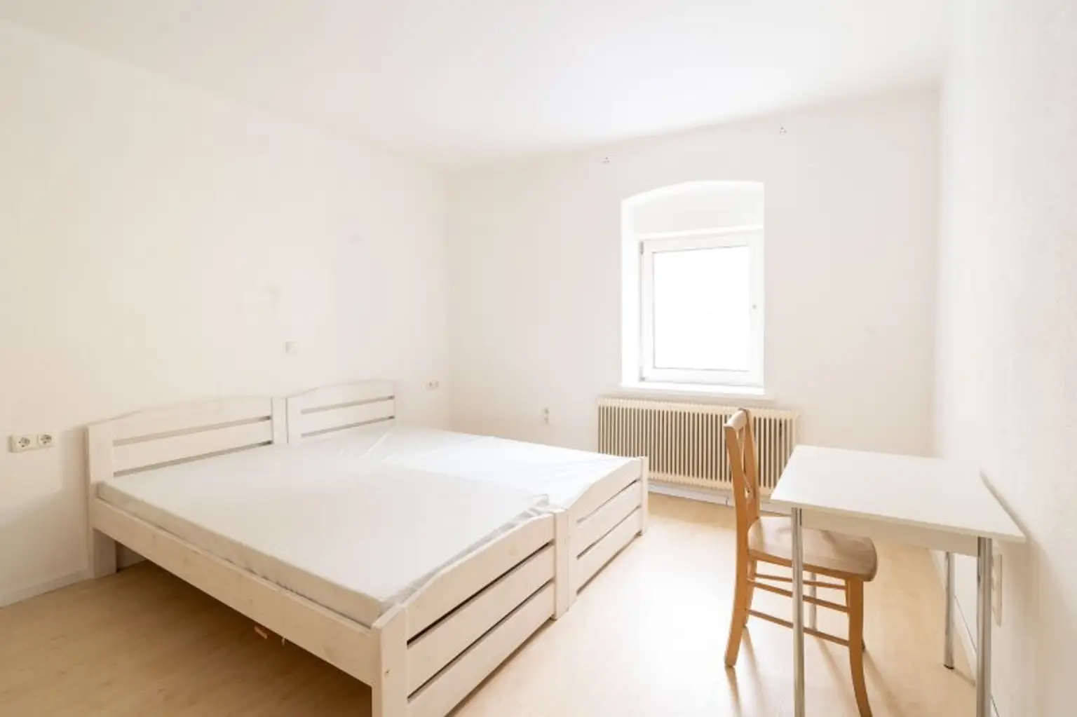 Neuhofen an der Krems, Haus mit Kleinwohnungen und Zimmer zu kaufen! PROVISIONSFREI