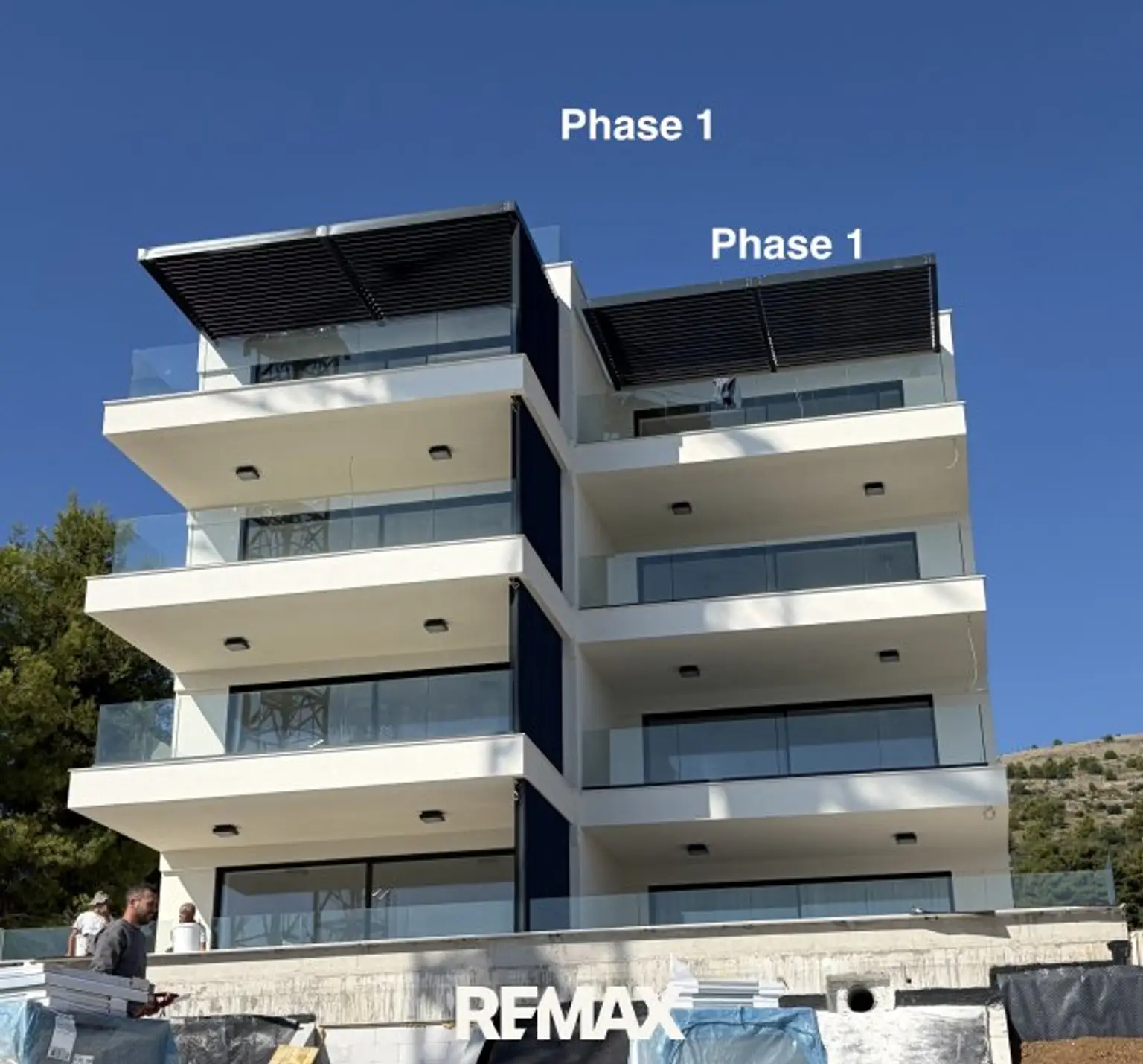Traumhafte Ferienwohnung direkt am Meer bei Trogir / Kroatien: Erstbezug mit Pool und 75 m² Terrasse!