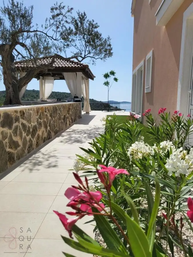 Stunning Home Razanj – Ihr mediterraner Rückzugsort mit Renditepotenzial