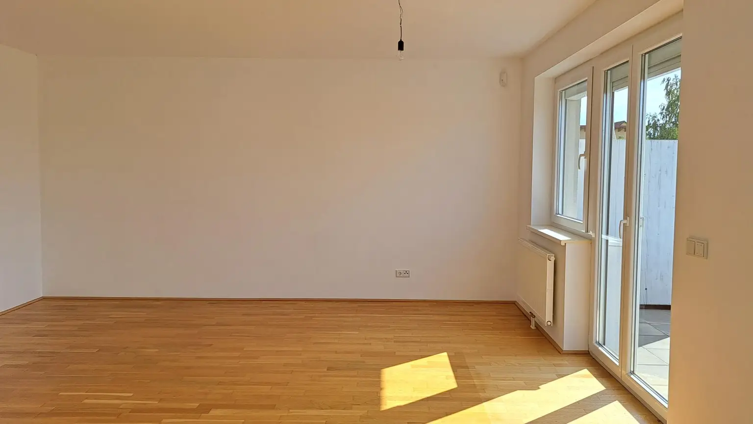 Provisionsfreie, 3 Zimmerwohnung mit Kaufoption. Erstbezug nach Renovierung!