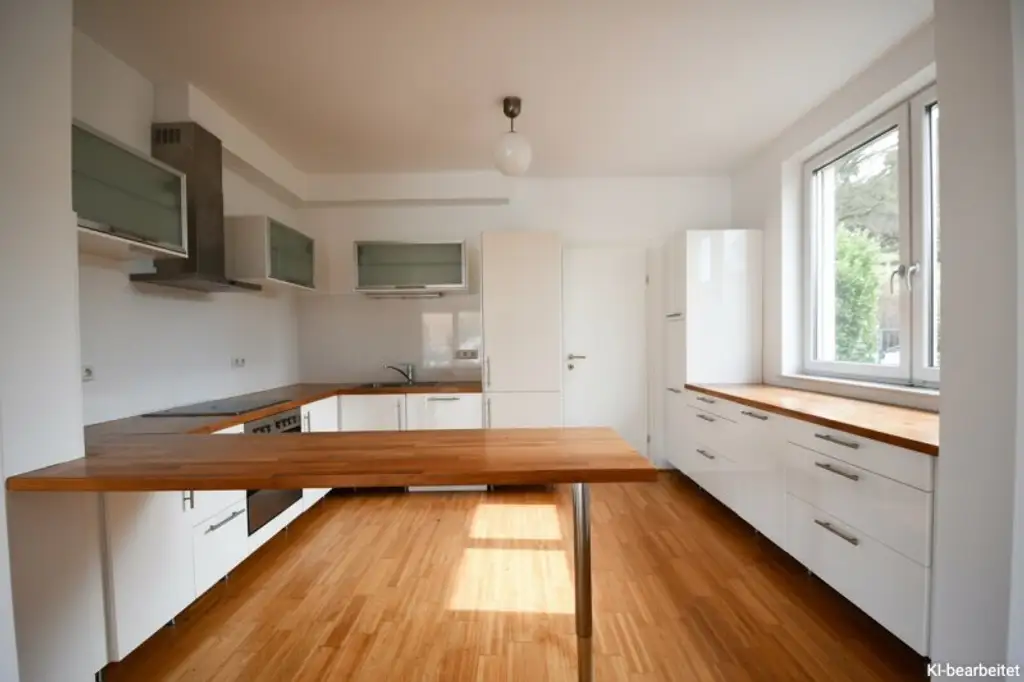 Exklusive Villa mit Pool in Döbling – Wohnen mit Panoramablick