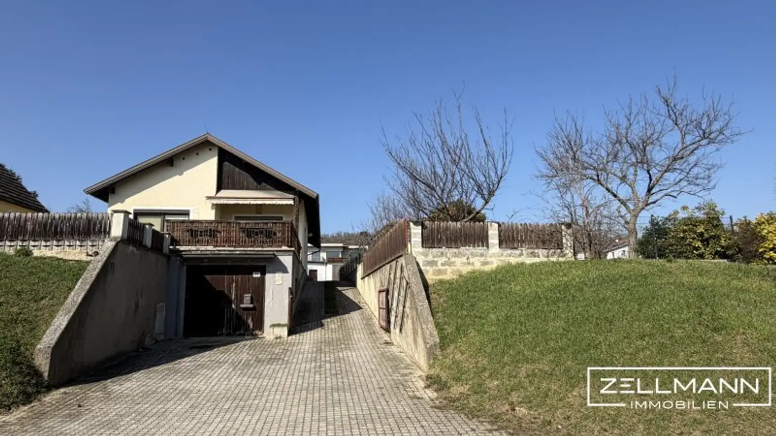 Viel Platz, viele Möglichkeiten – großzügiges Einfamilienhaus | ZELLMANN IMMOBILIEN