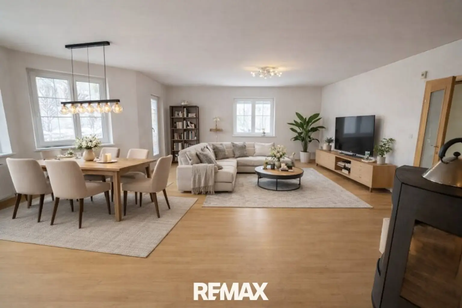 Wohnzimmer (virtuell eingerichtet)