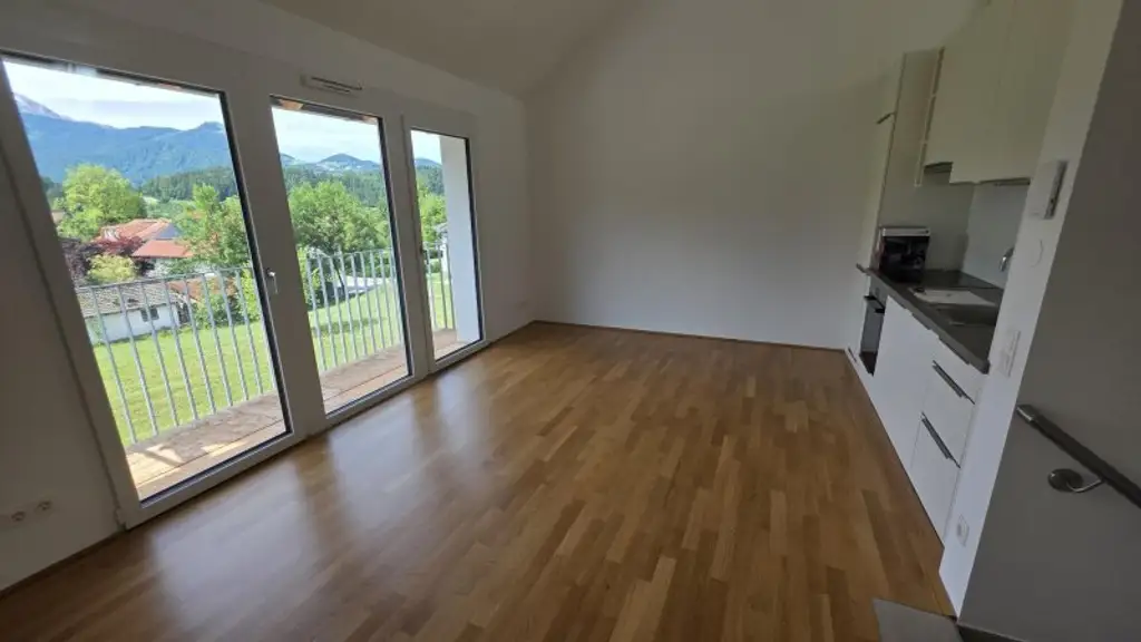 Modernes Eckreihenhaus in Adnet