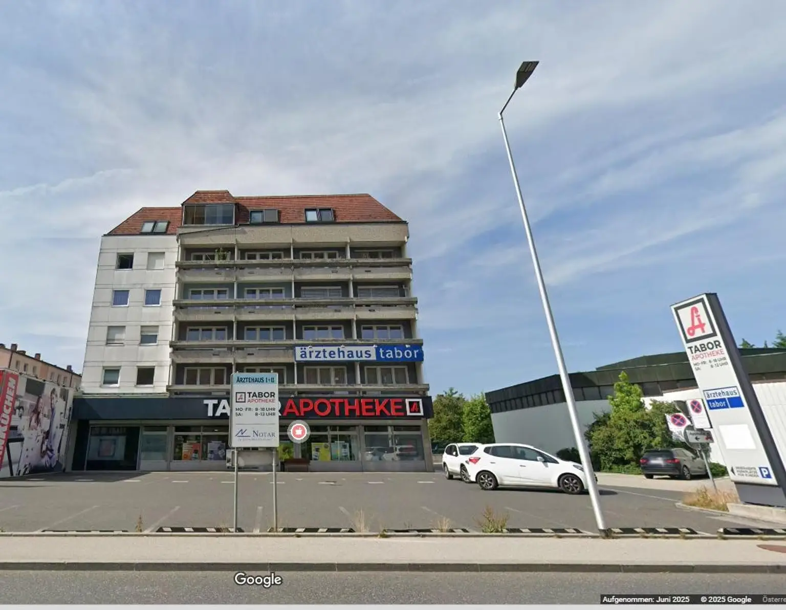 Büros im Ärztehaus - Tabor  ideal für Arztpraxen oder Kanzleiein-  bis   zu   600 m2 verfügbar.
