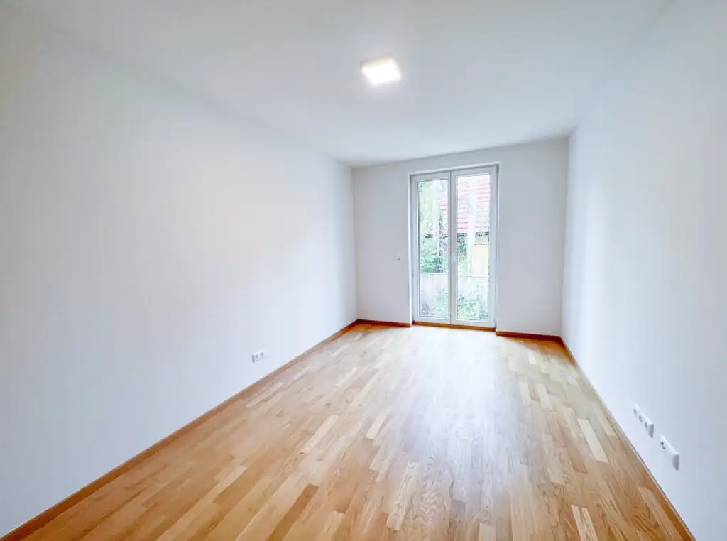 112 m2 Dachgeschosswohnung mit 11 m2 Balkon in Untermauerbach in absoluter Grünruhelage!