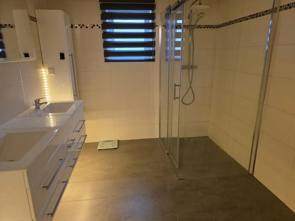 Herrliche Aussichtslage - viel Grund!