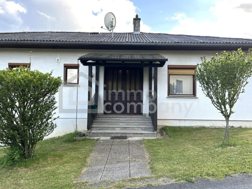 Großzügiger Bungalow in Neustift bei Güssing mit viel Grün drumherum