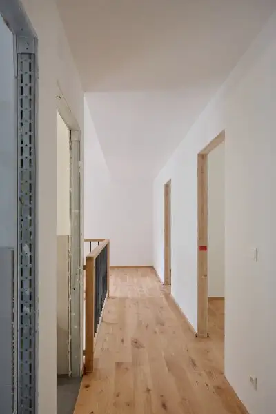 SAGENHAFT - Nachhaltiges Massivholz-Einfamilienhaus
