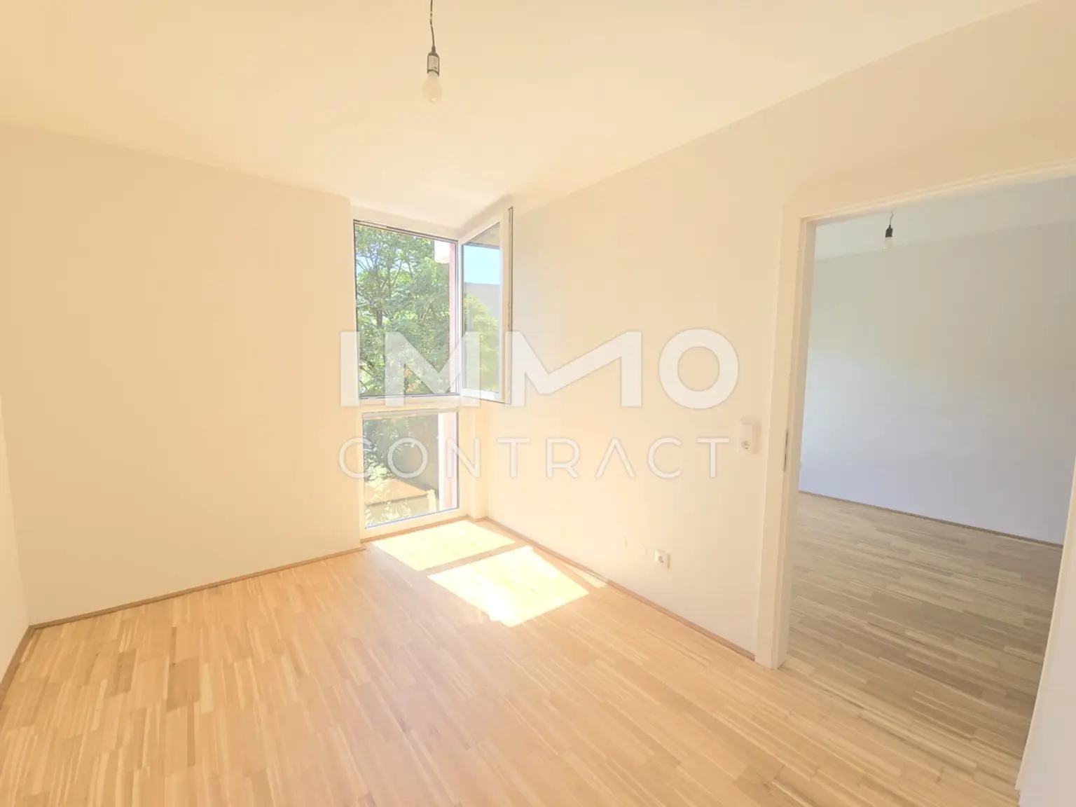 Neuwertige - geförderte 2 Zimmer Wohnung  mit Balkon in zentraler Lage - Idlhofgasse 70 - Top 46