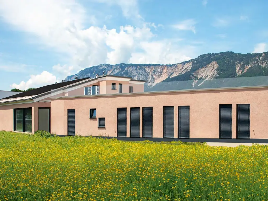 Villa Neuhaus – Wohnen, Arbeiten und Vorsorgen in einem einzigartigen Ensemble