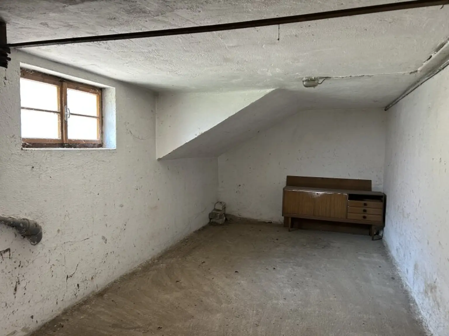 + Gepflegte Liegenschaft mit unzähligen Möglichkeiten, in Pilgersdorf zu verkaufen! +