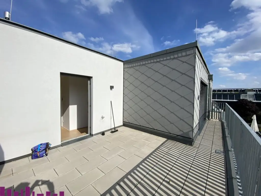 Großzügige 2 Zimmer mir riesiger Terrasse - hell und modern - super Lage!