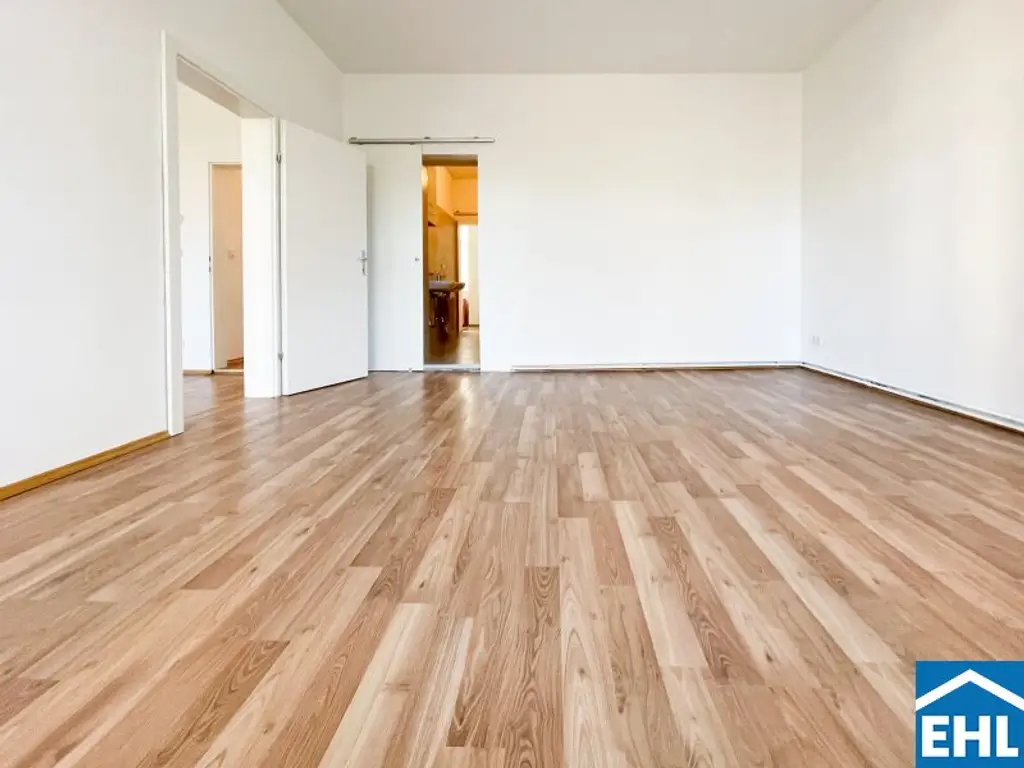 Gemütliche 3-Zimmer-Altbauwohnung mit separater Küche in U-Bahn-Nähe