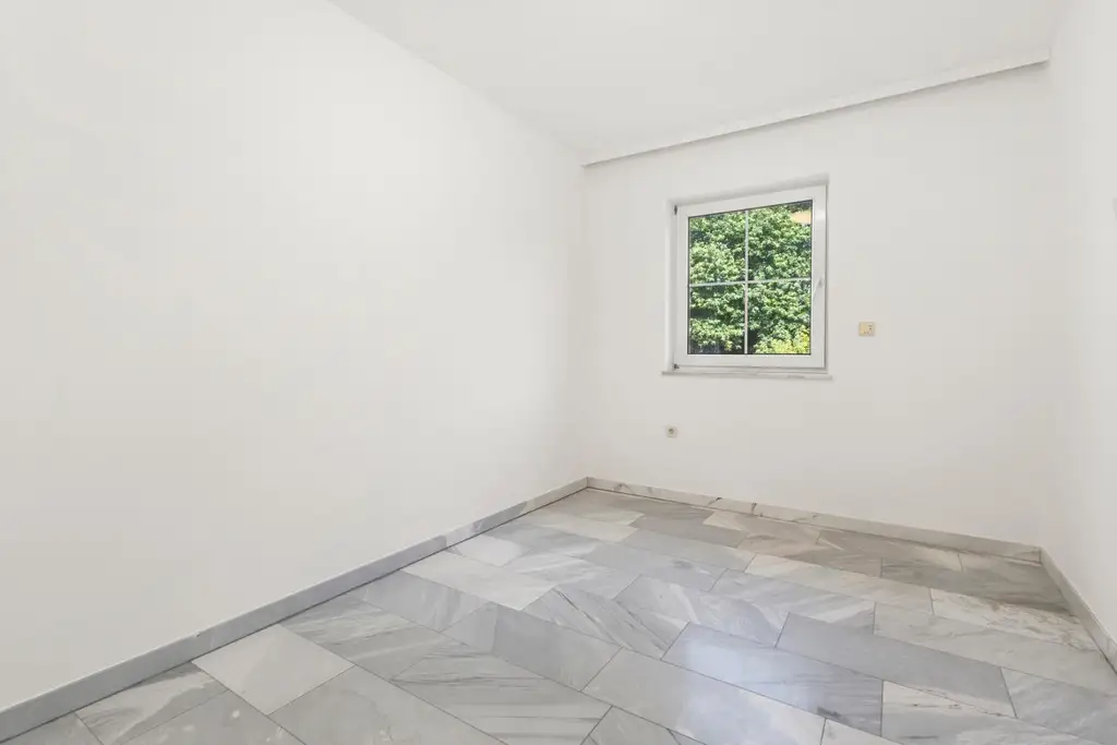 Großzügige, gemütliche Doppelhaushälfte mit Garten in ruhiger, grüner Lage in Klagenfurt