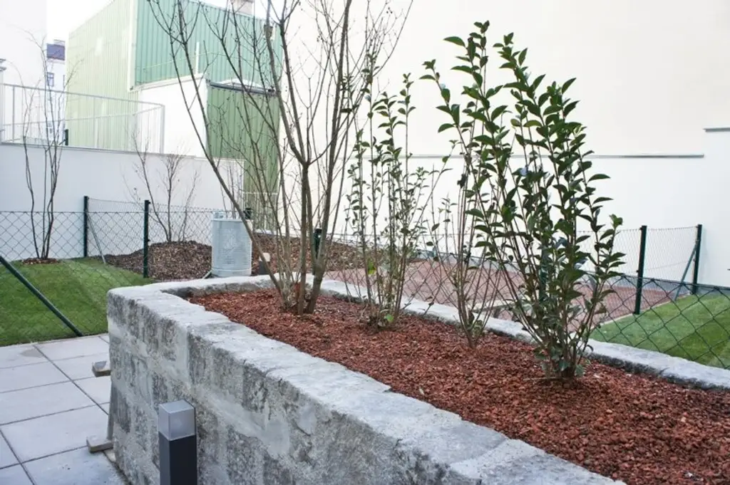 3 Zimmer Neubauwohnung mit Balkon und Garten
