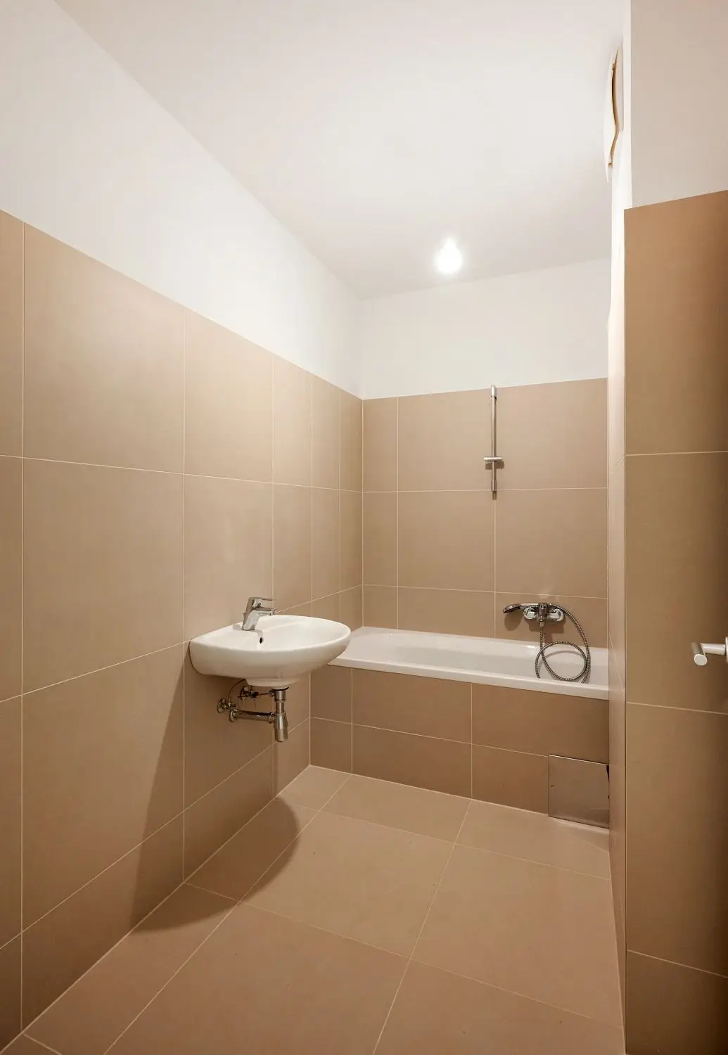 Geräumige 2-Zimmer-Wohnung nähe Kutschkermarkt