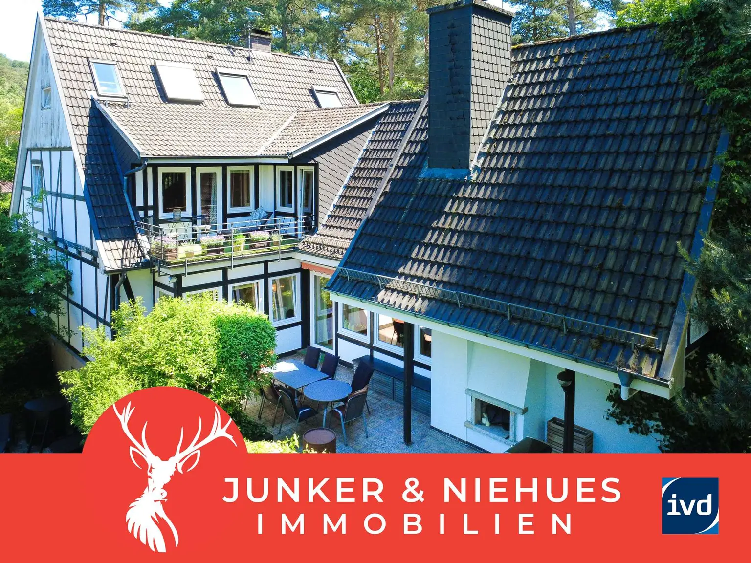 Ein Haus für's ganze Leben: Luxuriöses Wohnen mit Aufzug in bester Lage