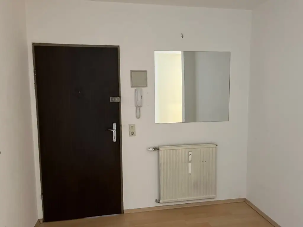 Geräumige Wohnung mit 2 Zimmer, separate Küche mit optional TGAP - Pradl