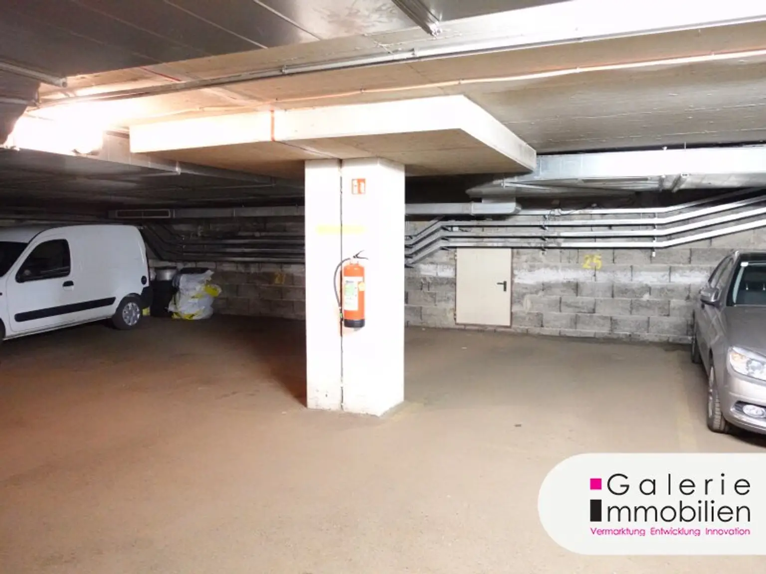 VIDEO: Sehr schöne 4-Zimmer-Maisonette, 3er-WG-geeignet, mit Fernblick und Garage!