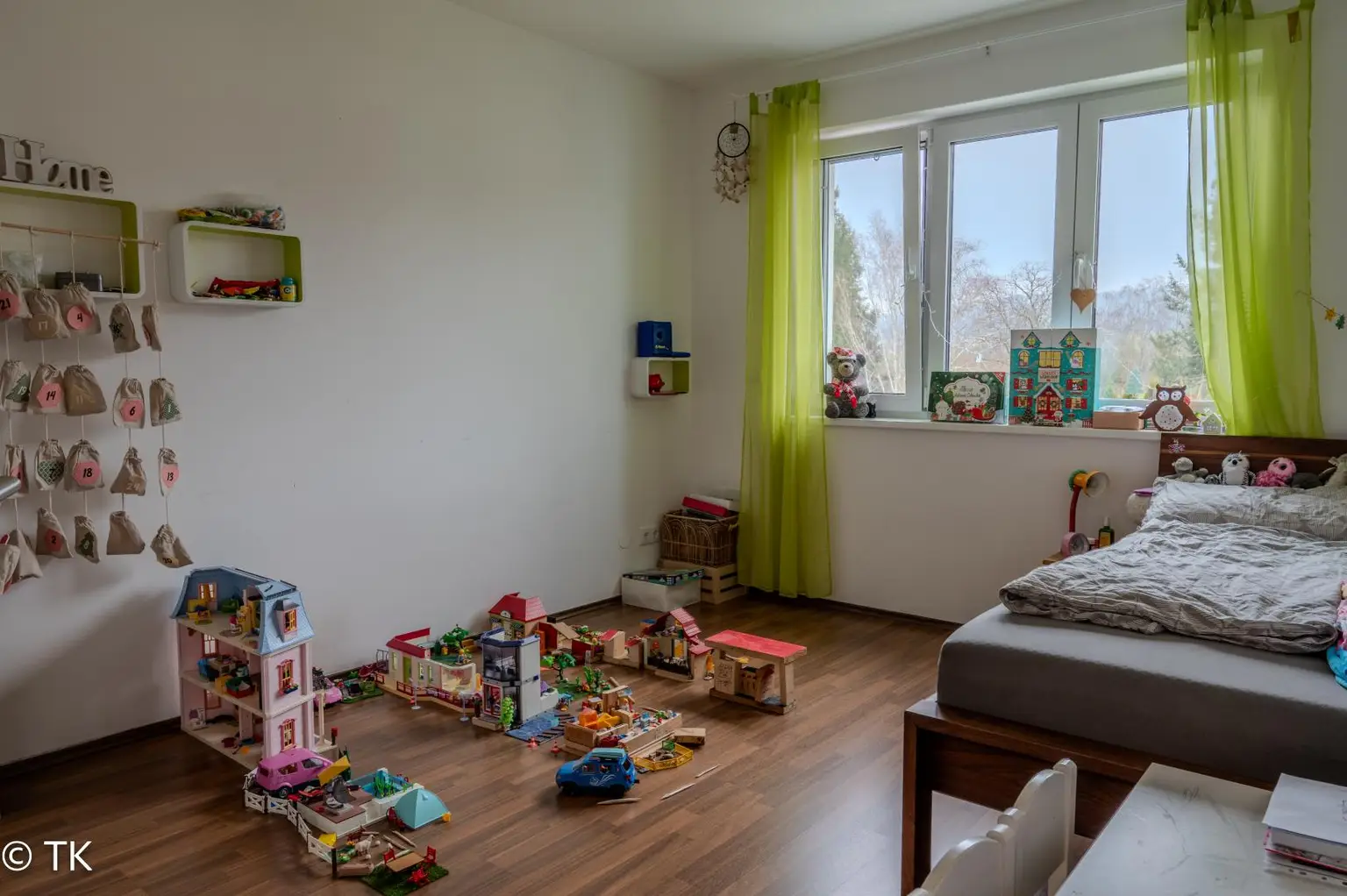 Doppelhaushälfte in Siedlungslage