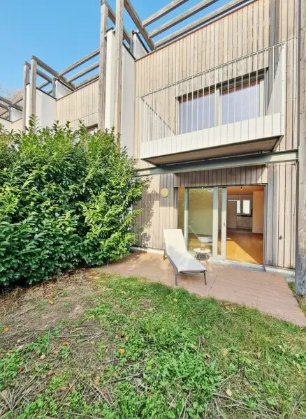 ++NEU++ GRÜNE9 - TOP für Familien & Anleger! Hochwertiges Reihenhaus mit Garten und perfekter U1-Anbindung!  PKW-Stellplatz, Eigengarten, Südwest-Terrasse, Sonne+++