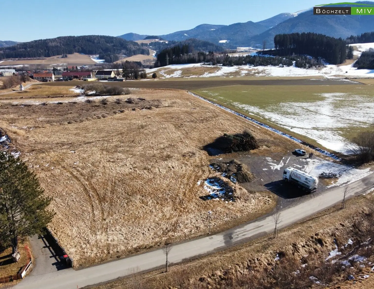 VOLL AUFGESCHLOSSEN: +++ Sonnige Baugrundstücke in Weißkirchen +++