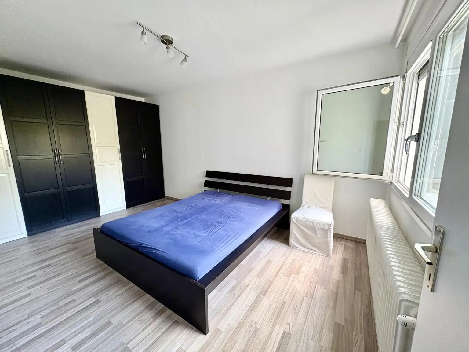 WG geeignet- großzügige 4 Zimmer-Mietwohnung mit verglaste Loggia in Geidorf.