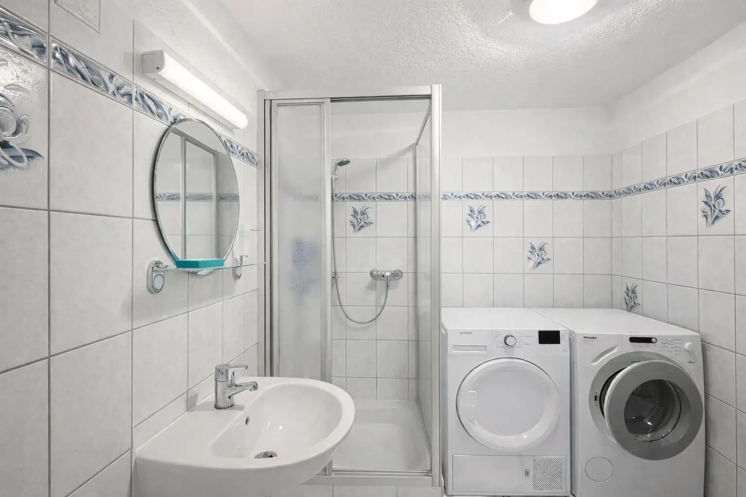 Haus- EG Badezimmer
